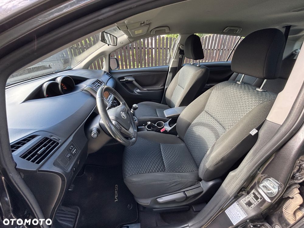 Toyota Corolla Verso 2.0 D-4D Terra 7os - 16