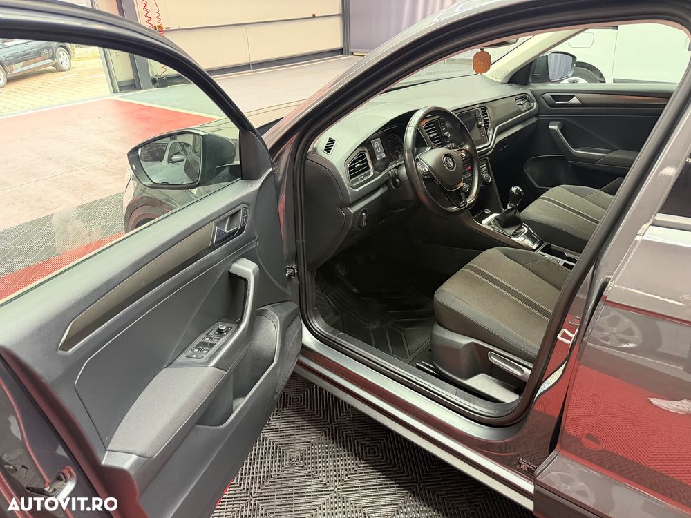 Volkswagen T-Roc 1.0 TSI Design - 9