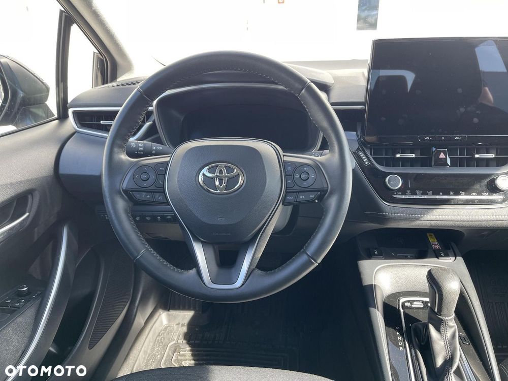 Toyota Corolla - 11