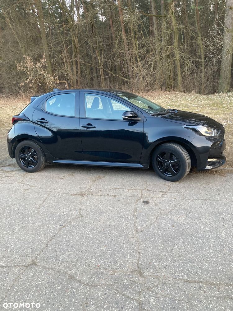 Toyota Yaris 1.5 Premium CVT - 2