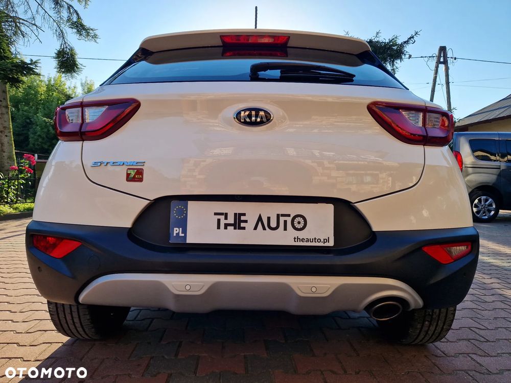 Kia Stonic 1.4 L - 6