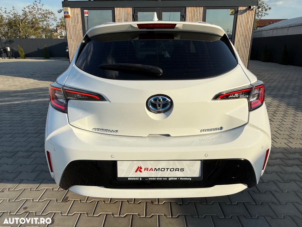 Toyota Corolla 1.8 HSD Business - 8