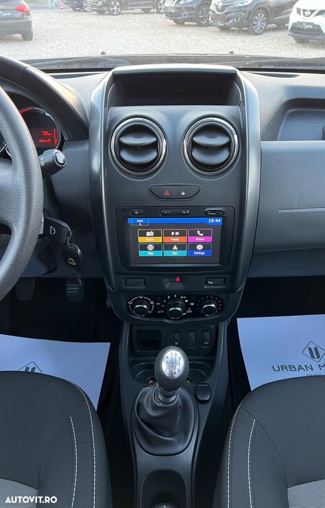 Dacia Duster 1.5 dCi 4x2 Laureate - 13