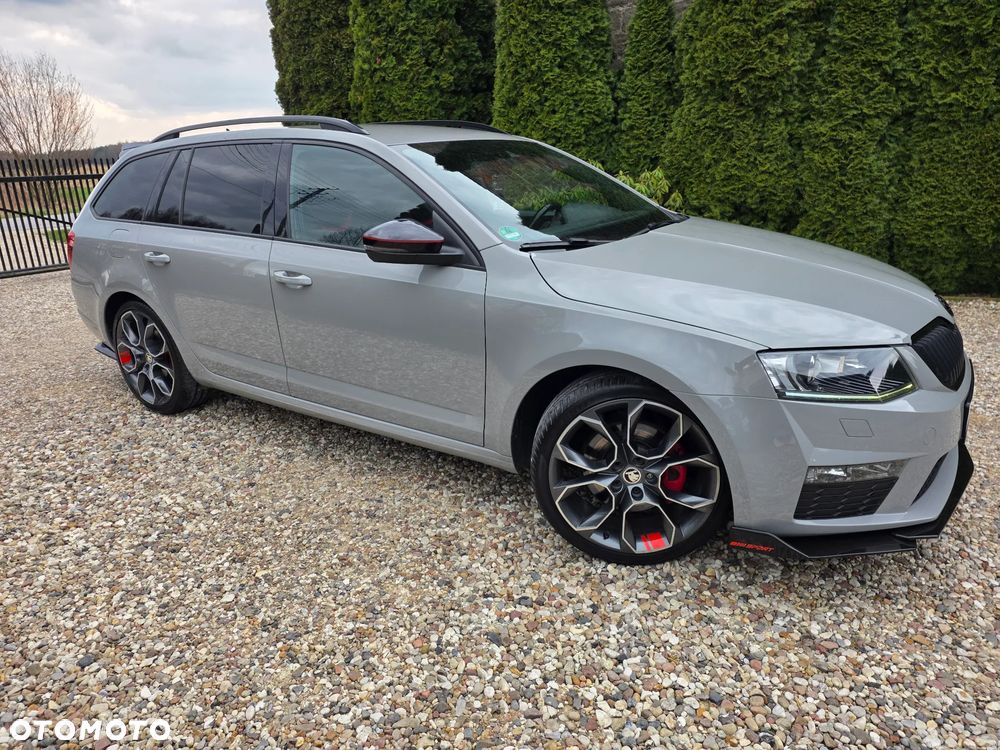 Skoda Octavia 2.0 TDI DSG RS - 8