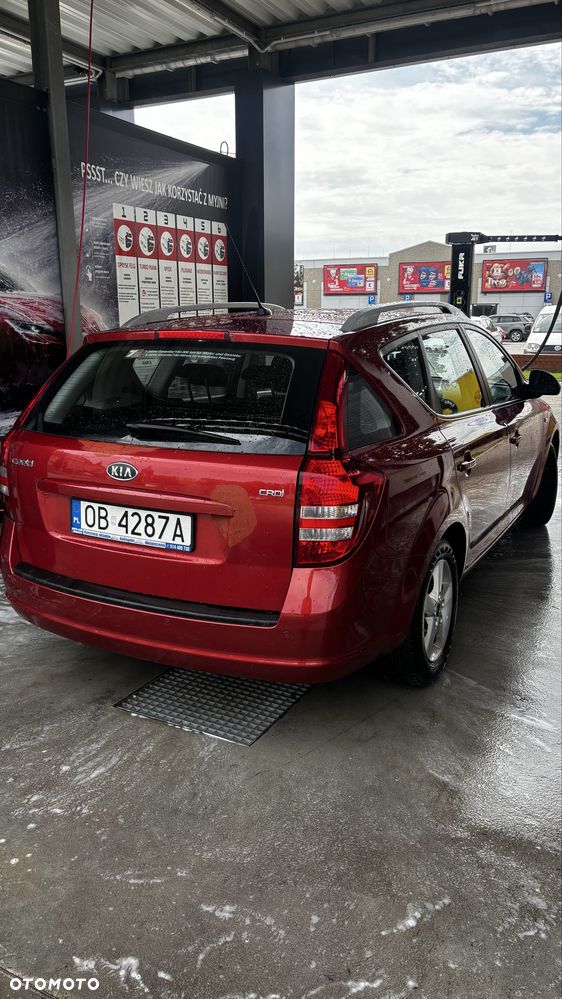 Kia Ceed - 7