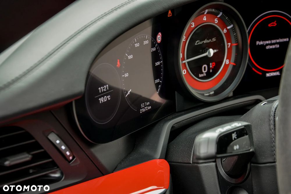 Porsche 911 Turbo S - 28