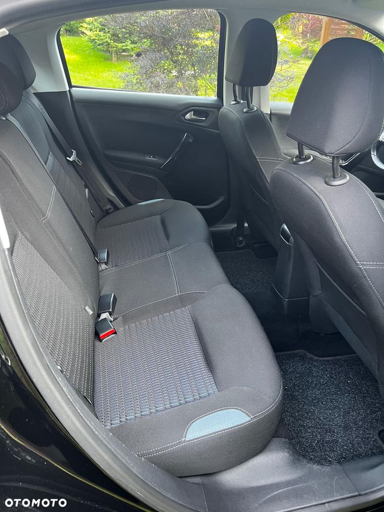 Peugeot 208 1.2 PureTech Active - 10