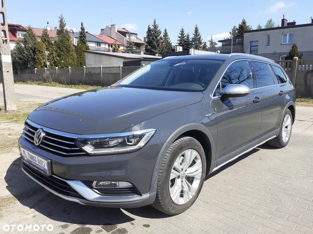 Volkswagen Passat Alltrack - 1
