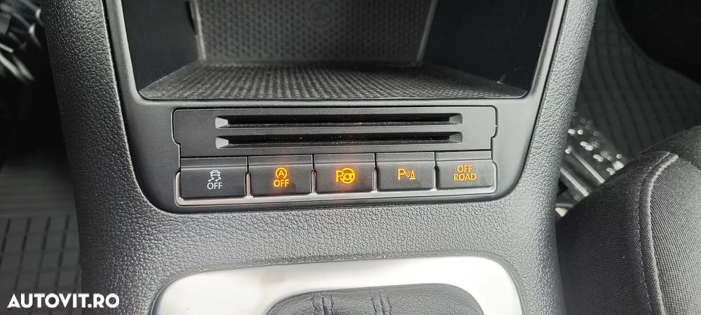 Volkswagen Tiguan 2.0 TDI DPF 4Motion BlueMotion Technology DSG Life - 29