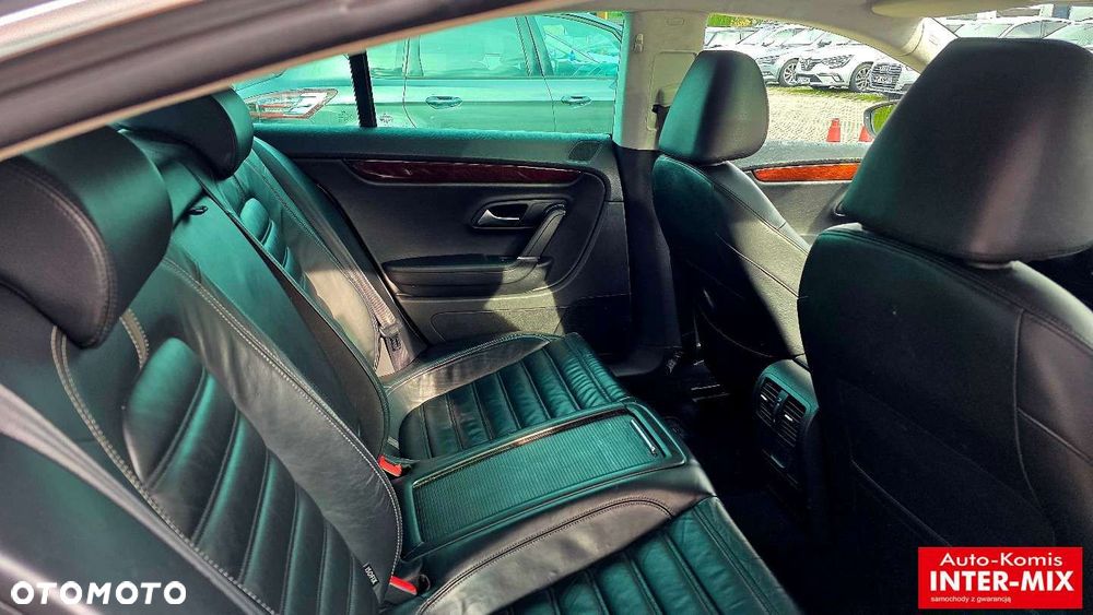 Volkswagen Passat CC - 30