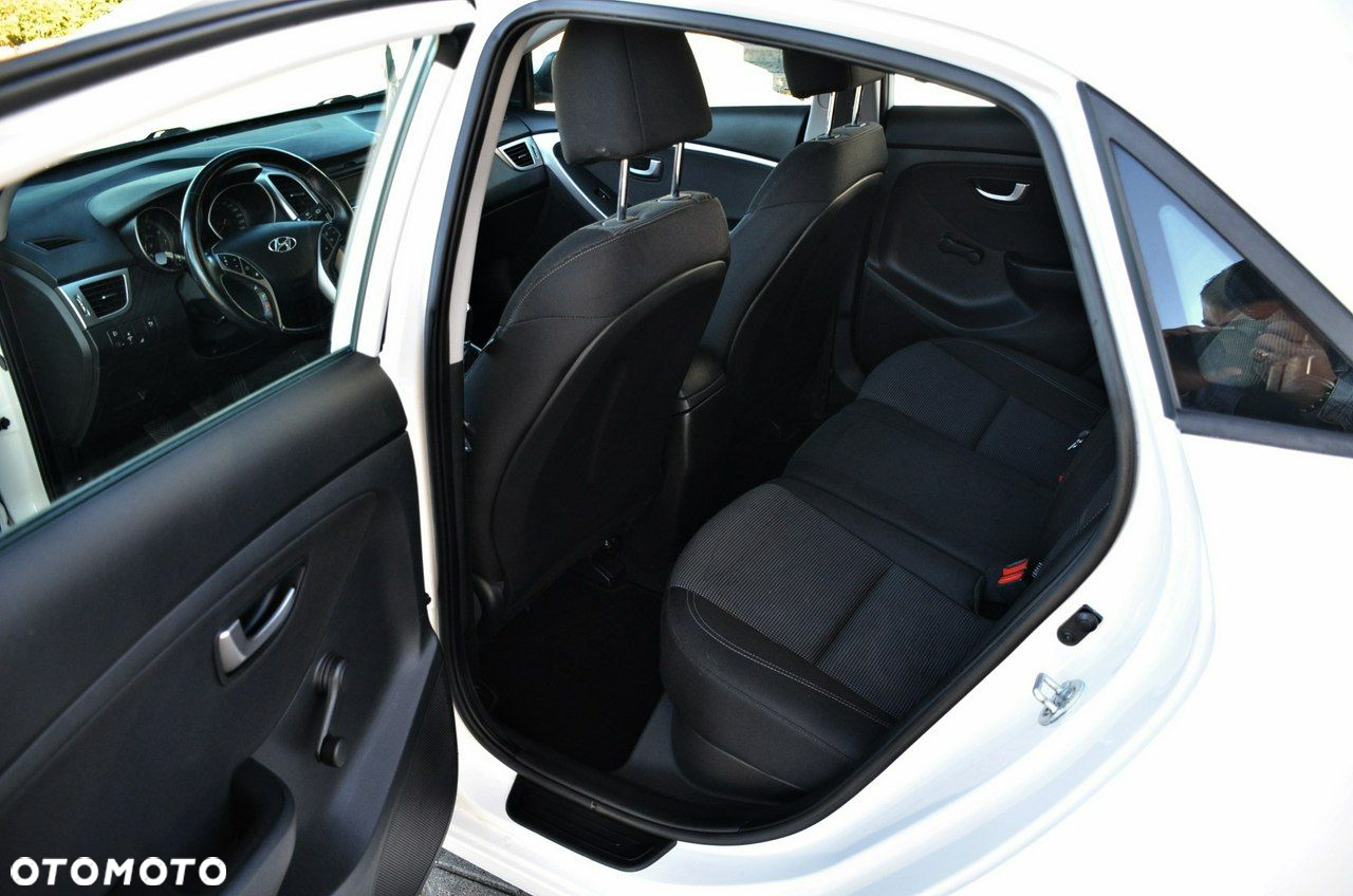 Hyundai i30 - 19
