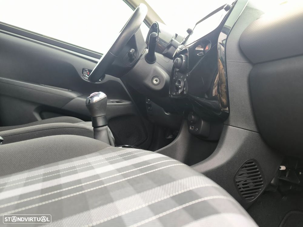 Peugeot 108 1.0 VTi Allure - 27