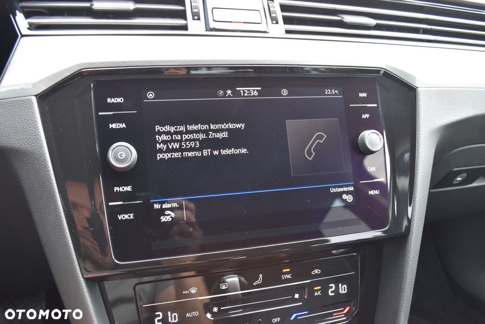Volkswagen Passat - 19