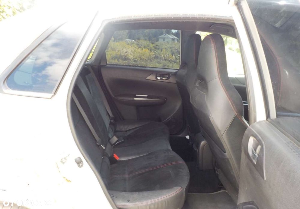 Subaru Impreza - 30