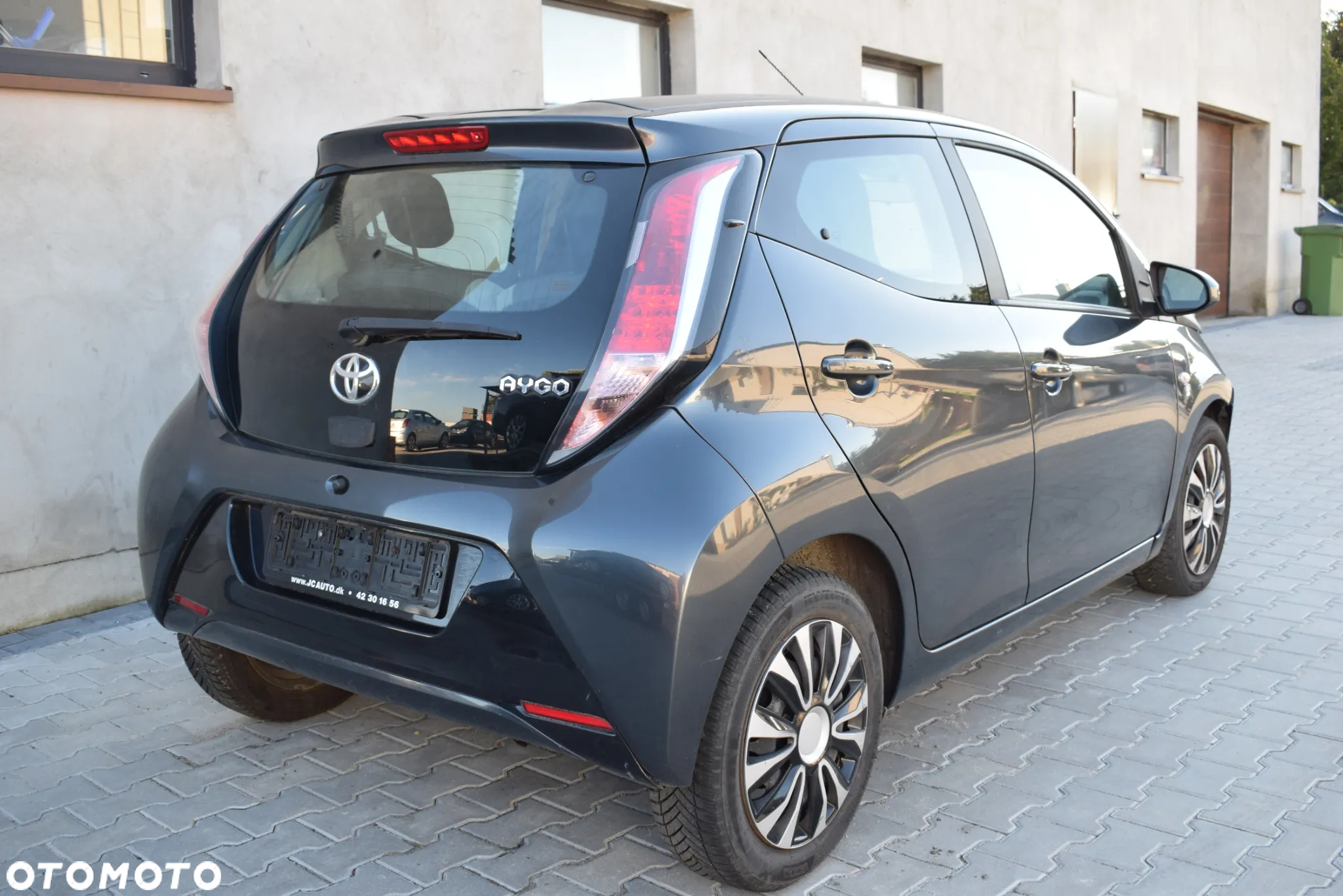 Toyota Aygo 1.0 VVT-i Sprint EU6 - 10