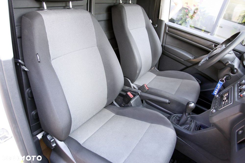 Volkswagen Caddy - 18
