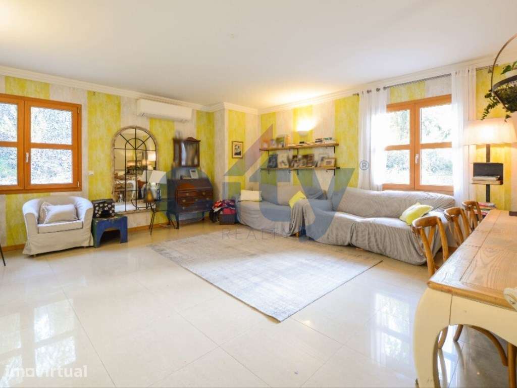 APARTAMENTO T4 DUPLEX DE 248 M2 COM GARAGEM BOX DE 52 M2 - Grande imagem: 5/46