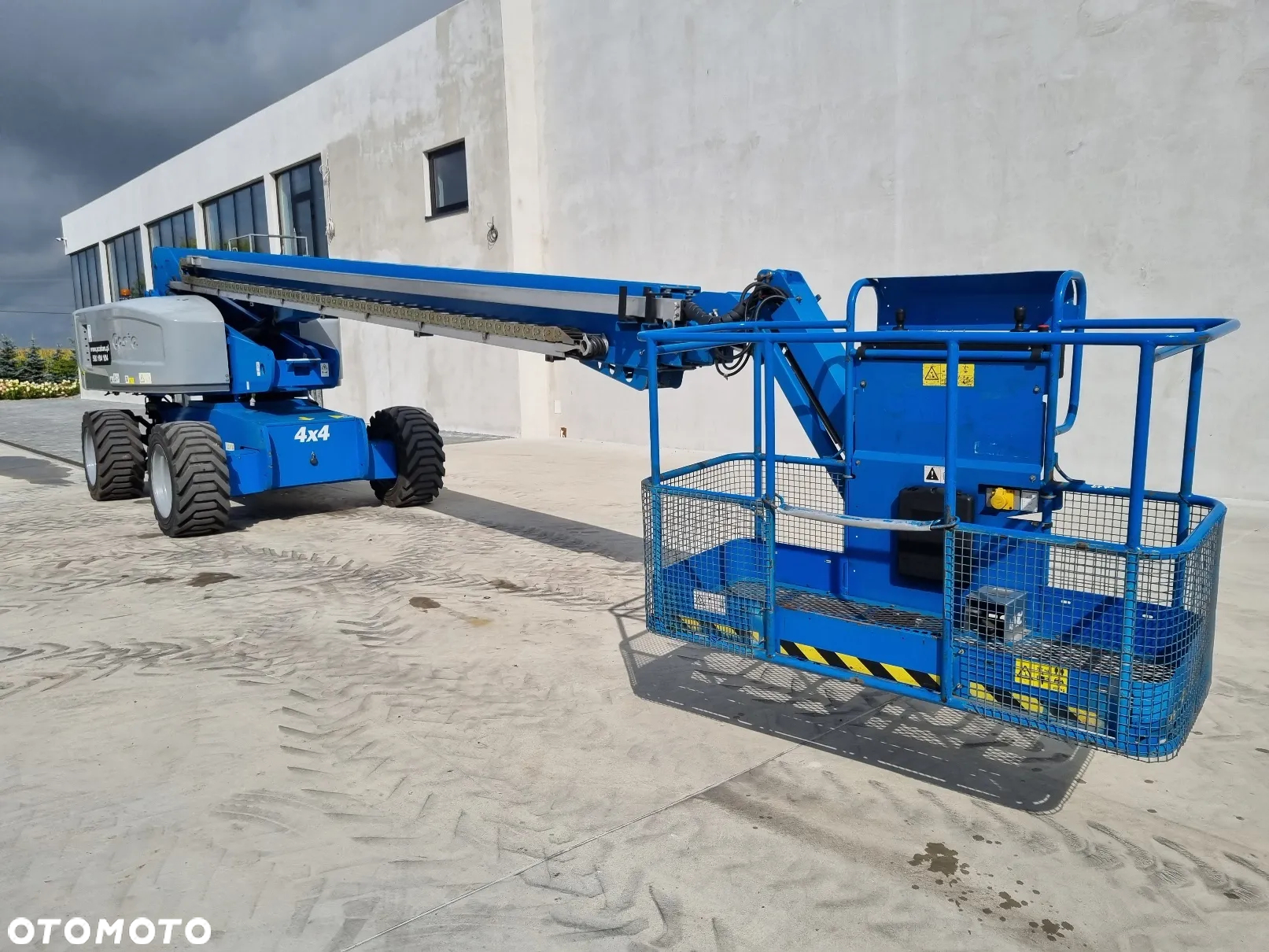 Genie S-85 / JLG 860SJ - 3