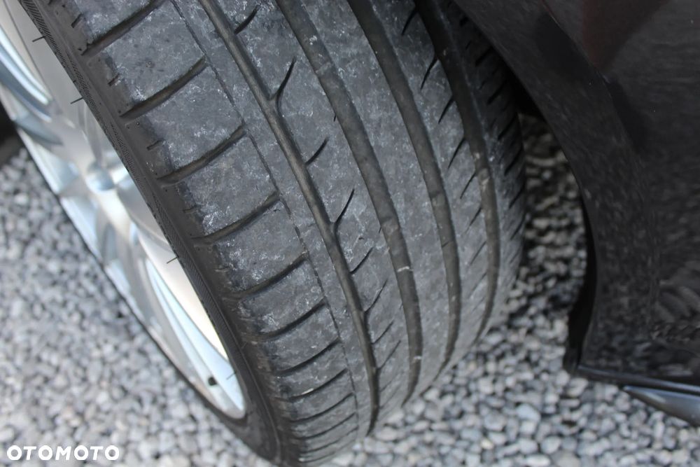 Ford Galaxy 2.0 TDCi DPF Ghia - 33