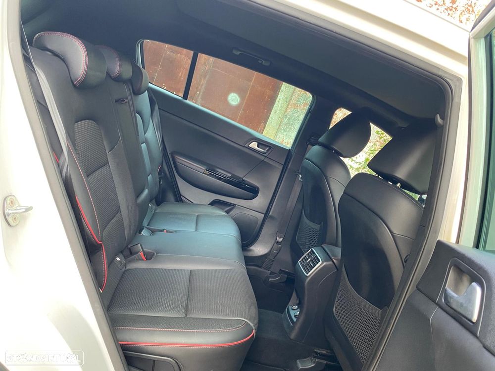 Kia Sportage 1.6 CRDI ISG GT Line 7DCT - 24