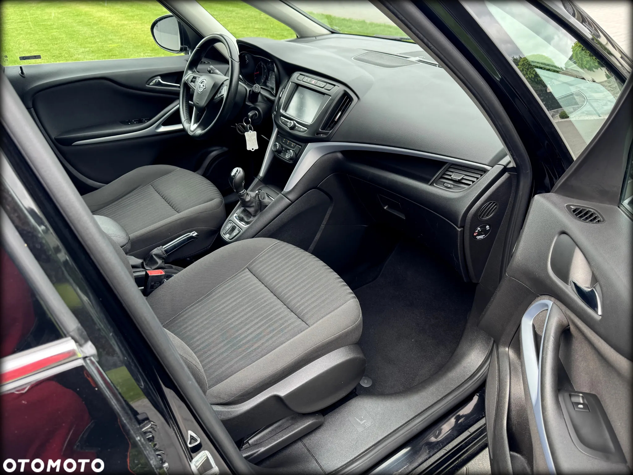 Opel Zafira 1.4 T Cosmo - 25