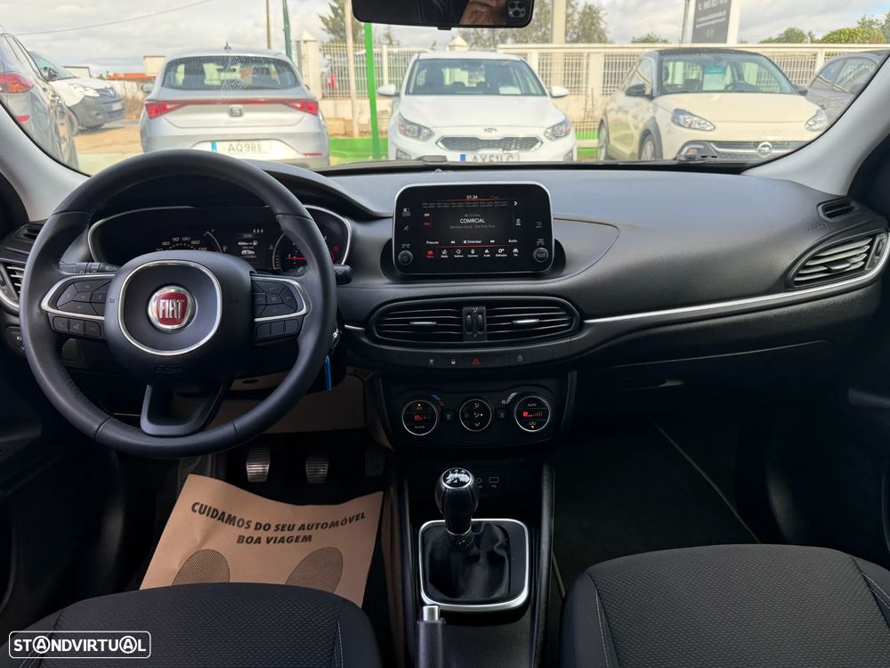 Fiat Tipo 1.3 M-Jet Lounge Tech - 24