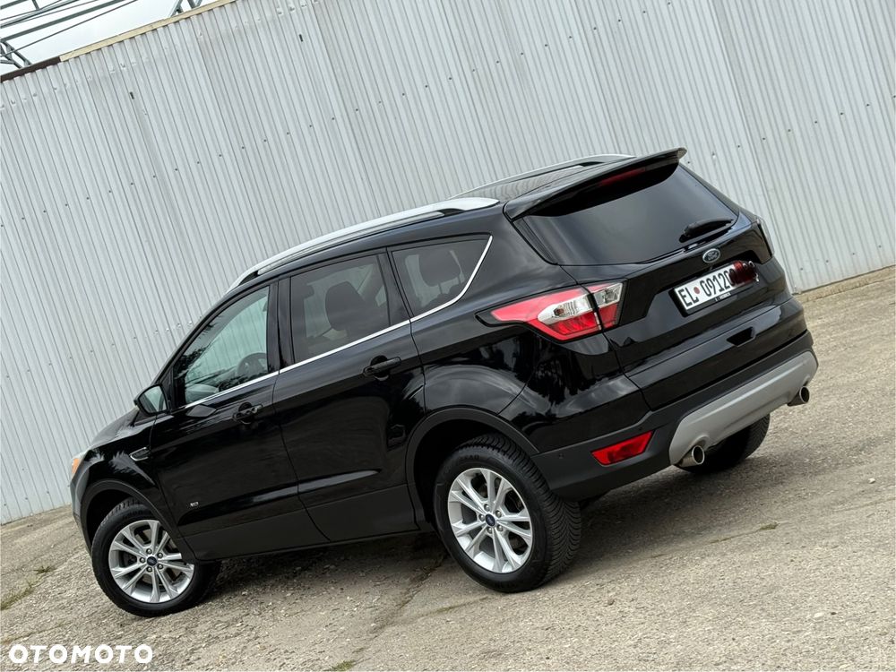 Ford Kuga 2.0 TDCi 4WD Titanium Plus - 29