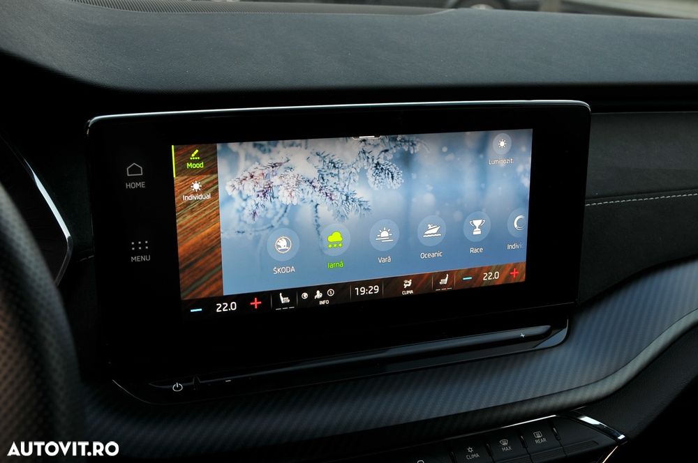 Skoda Octavia 2.0 TSI DSG RS - 22