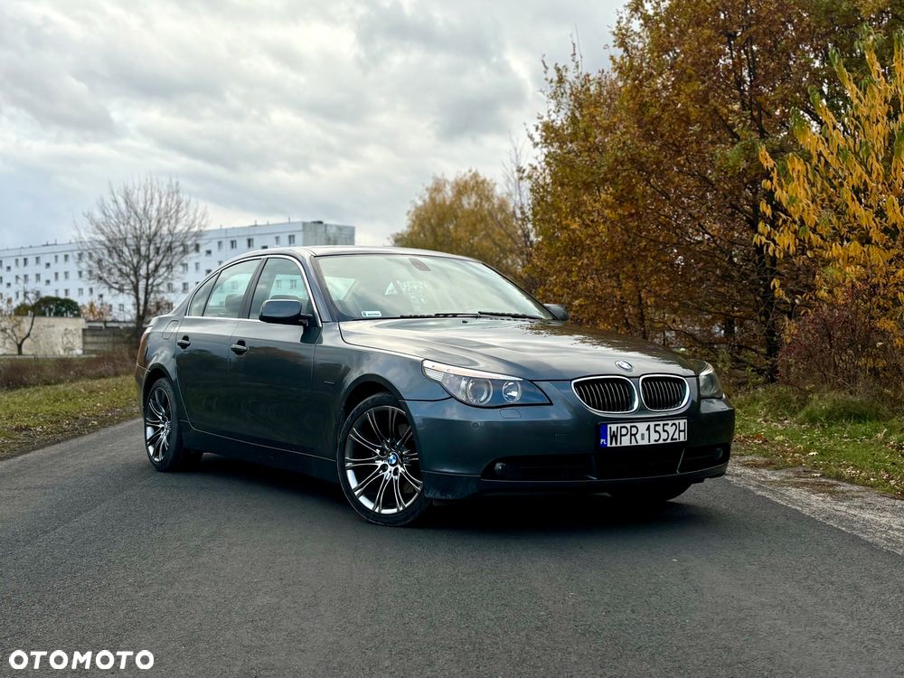 BMW Seria 5 525i - 1
