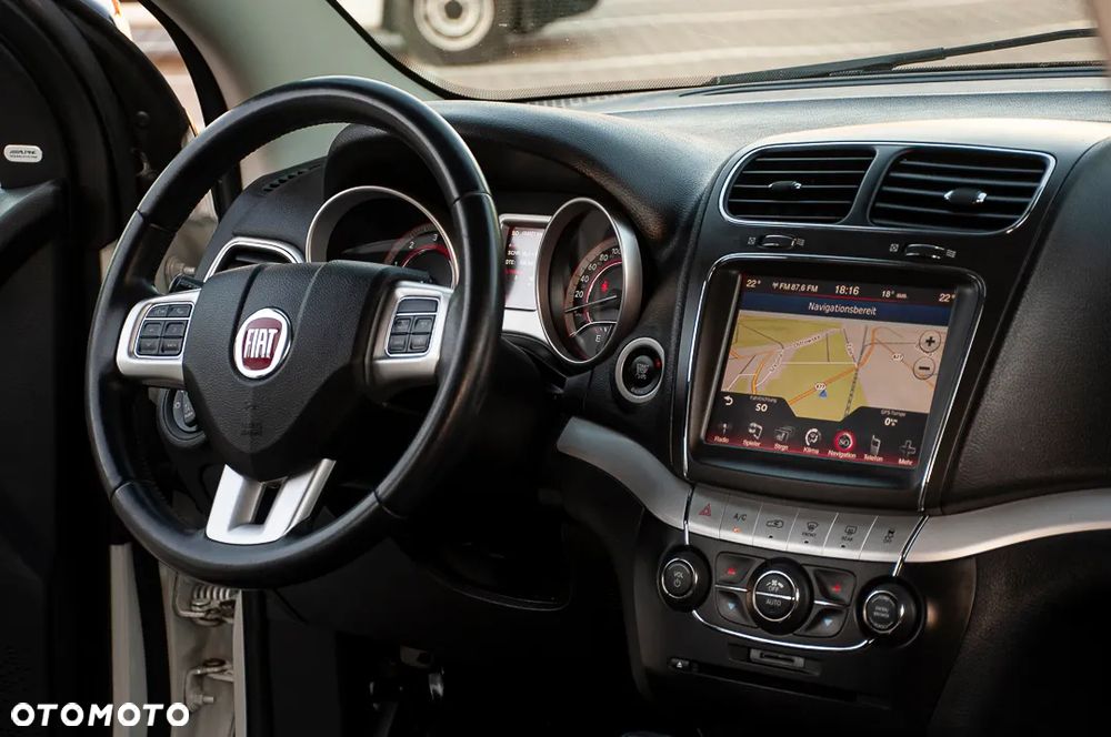 Fiat Freemont 2.0 Multijet 16V DPF Automatik Allrad Black Code - 18