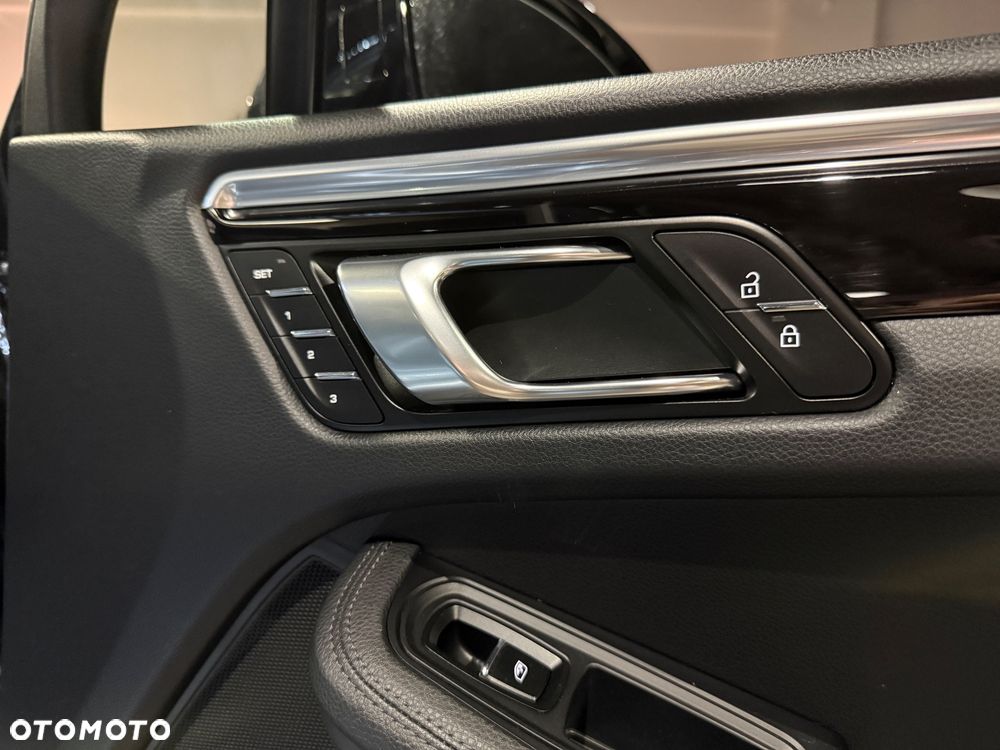 Porsche Macan S - 18