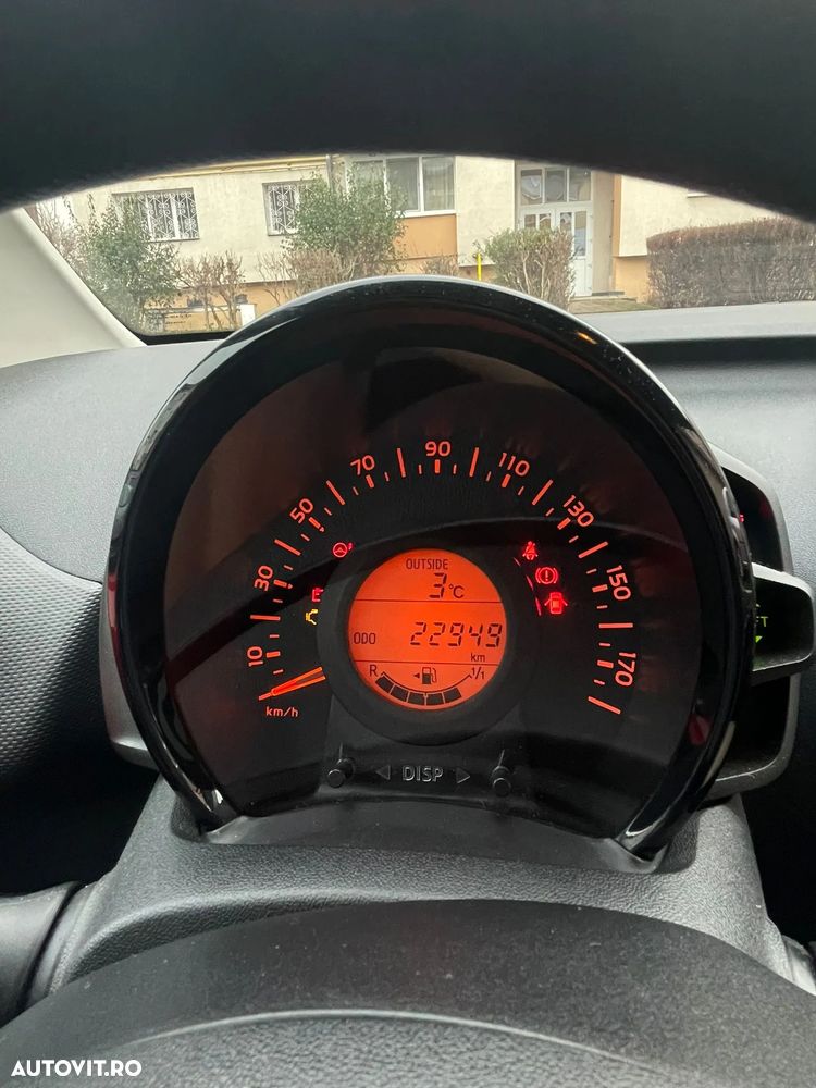 Toyota Aygo 1.0 VVY-I 5 usi X-start - 4