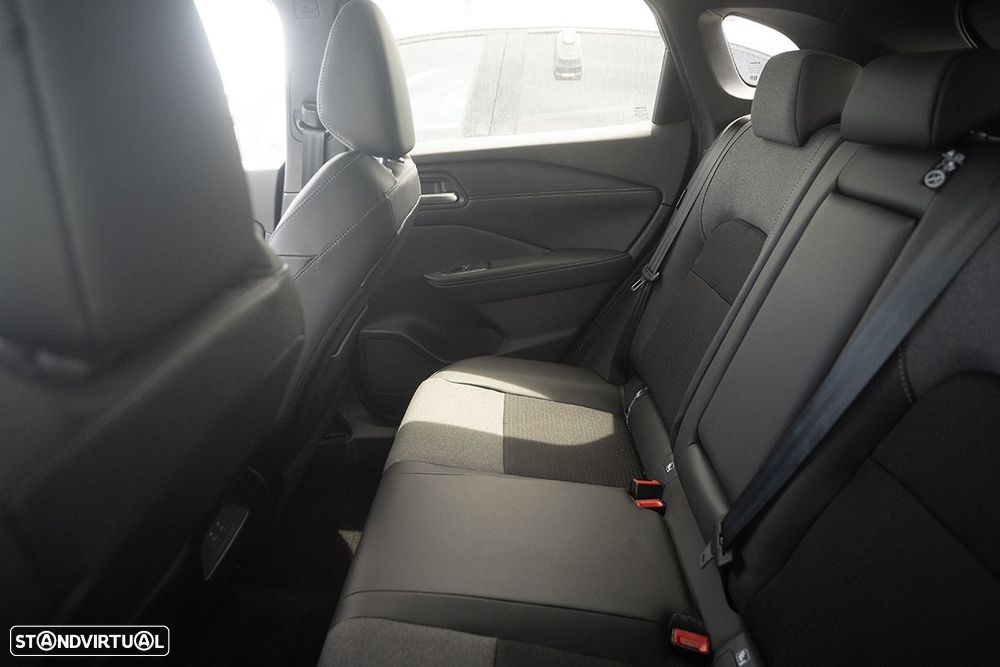 Nissan Qashqai 1.3 DIG-T N-Connecta LED Xtronic - 5