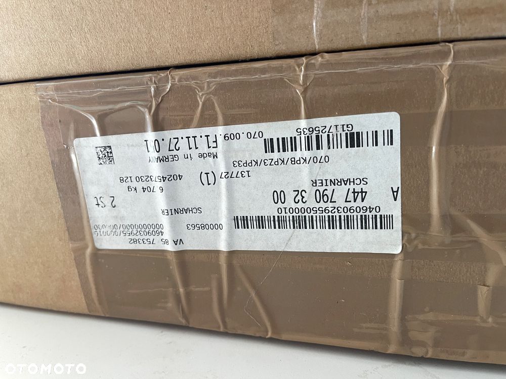 Mercedes Marco Polo W447 – zawiasy dachu podnoszonego L+P – oryginał - 5