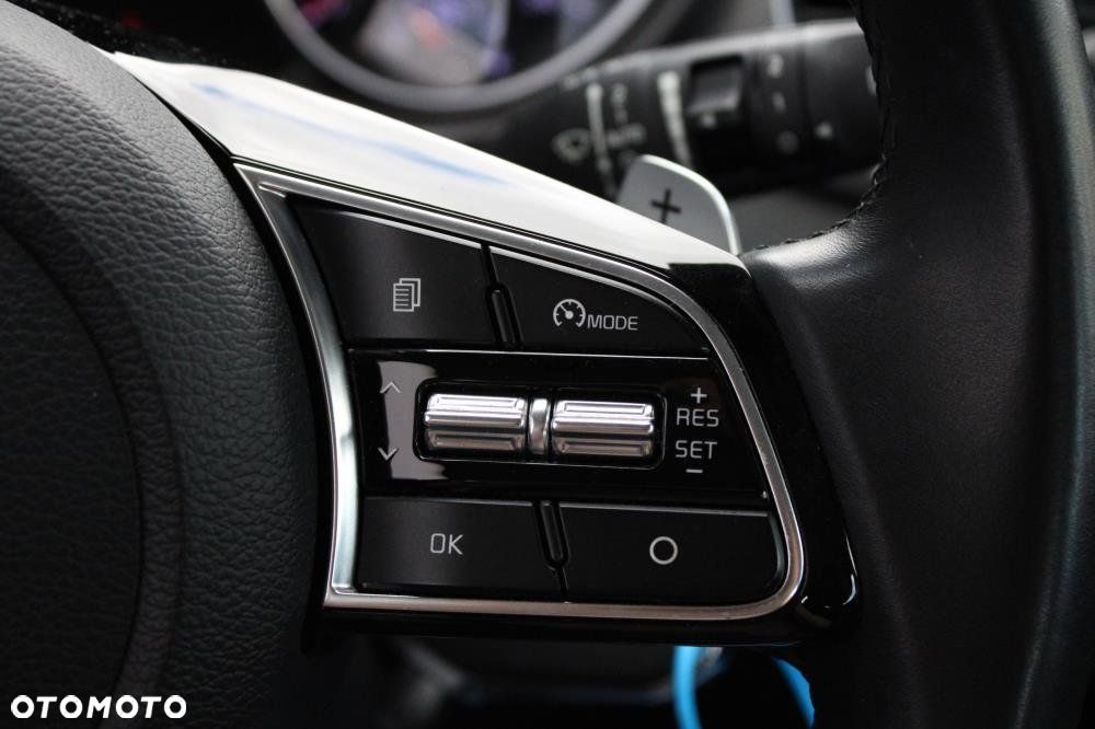 Kia XCeed - 14