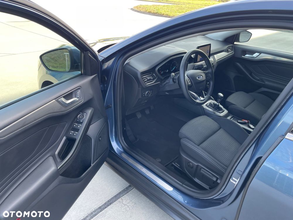 Ford Focus 1.0 EcoBoost STart-Stopp-System TITANIUM - 10