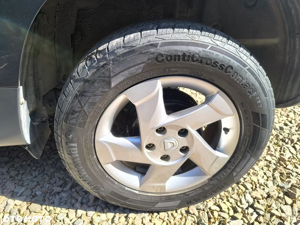 Dacia Duster 1.6 SCe Ambiance S&S - 8