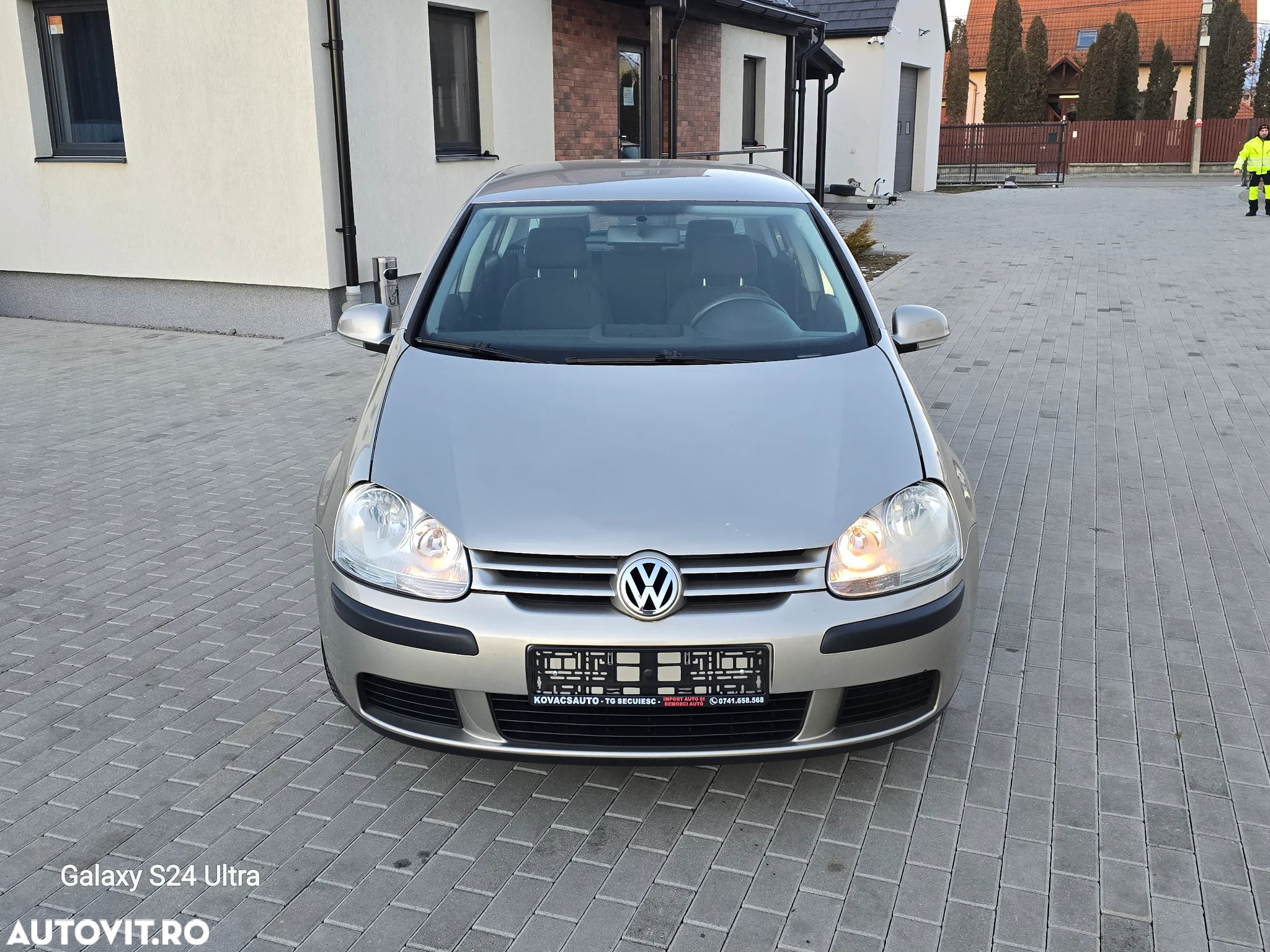 Volkswagen Golf - 15
