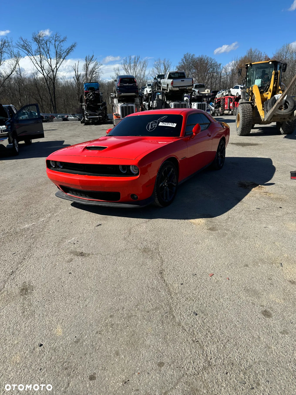 Dodge Challenger