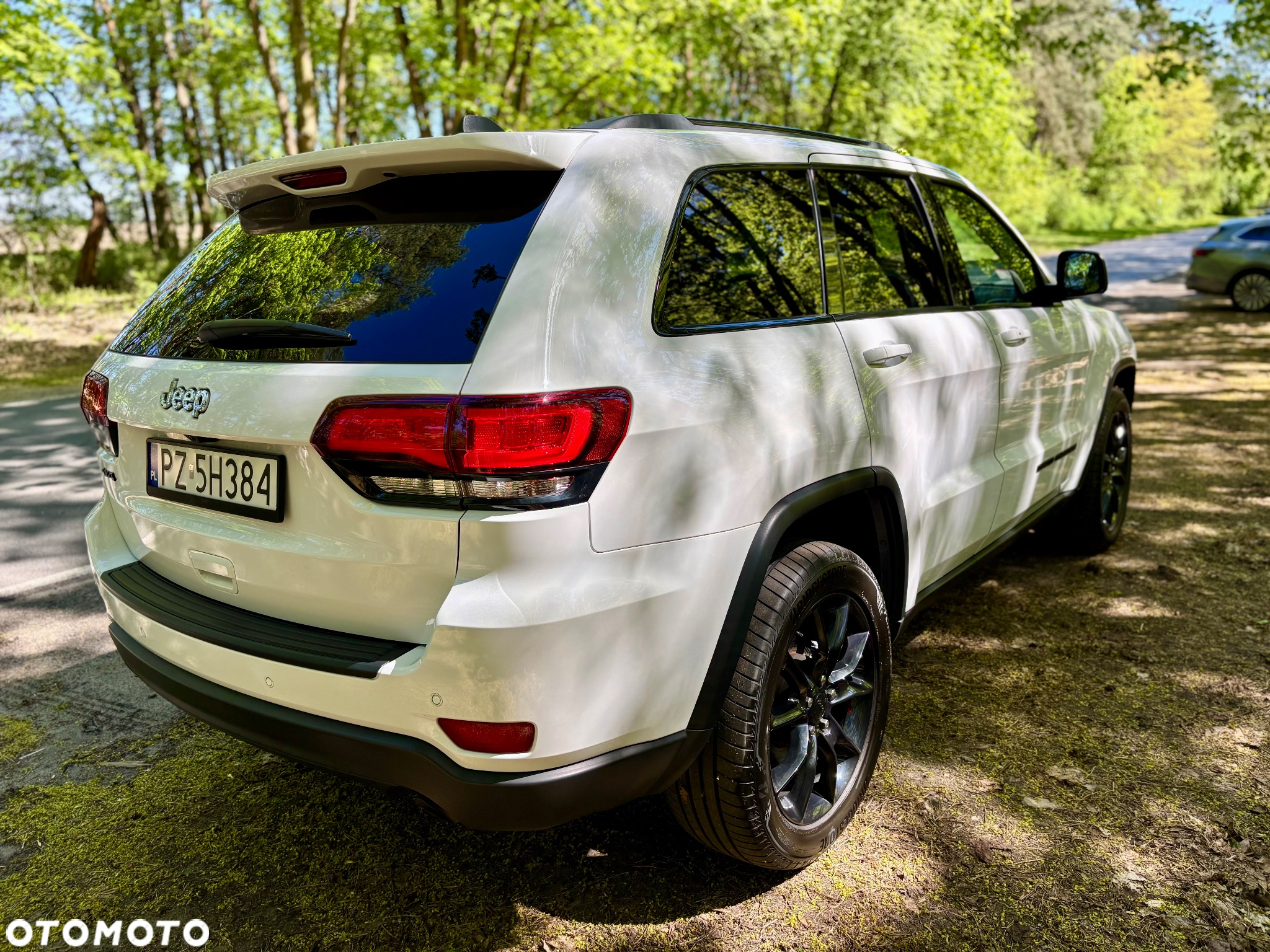 Jeep Grand Cherokee 3.6 V6 Pentastar 4WD Automatik Laredo - 3