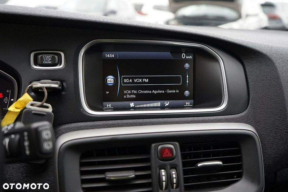 Volvo V40 - 16
