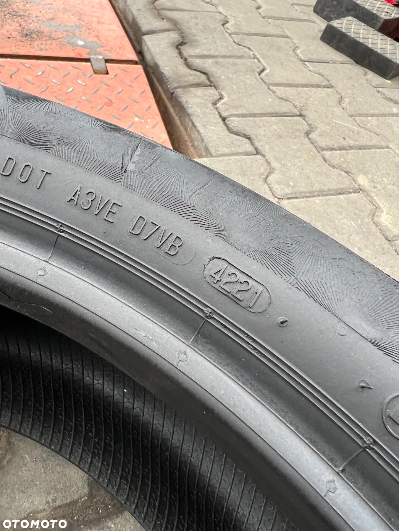 Opona Continental PremiumContact 6 275/45r22 SSR RSC - 4