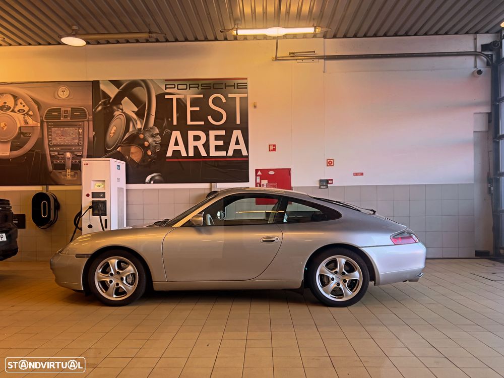 Porsche 911 (996) - 1