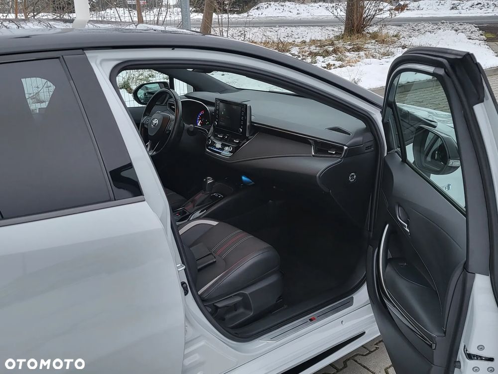 Toyota Corolla 1.8 Hybrid GR Sport - 6