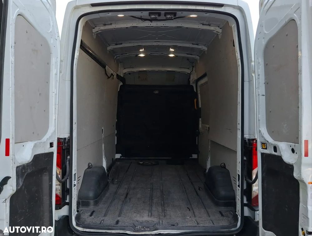 Ford Transit 350 2.0 EcoBlue 170 CP L3 DCIV RWD Trend - 13
