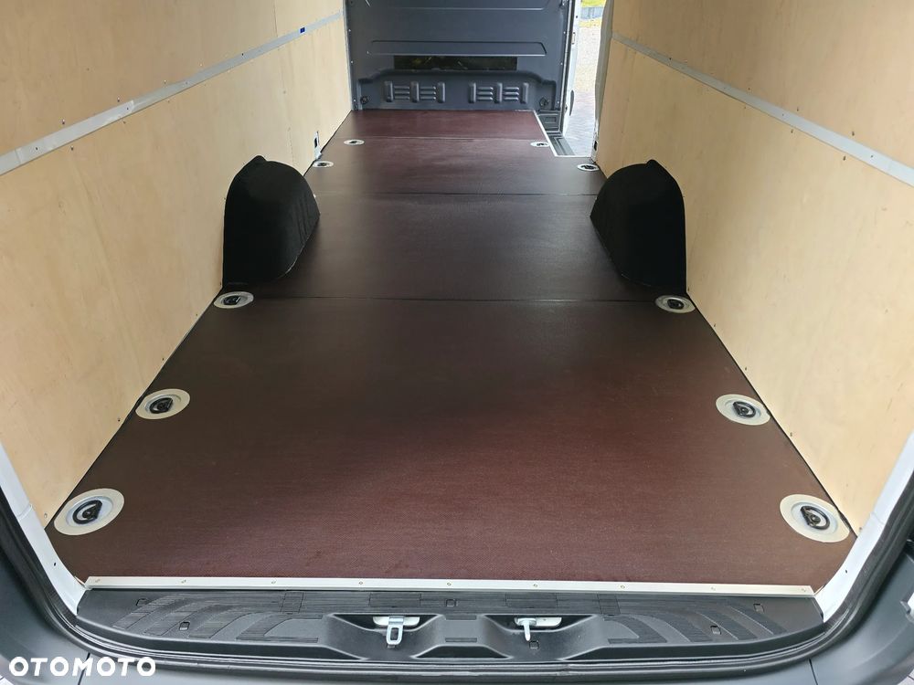 Mercedes-Benz SPRINTER 319 3.0 V6 190KM 60 Tyś km LONG 4,80cm Długi BOGATA OPCJA WYPOSAŻENIA KAMERA FUL LED HIGH PERFORMANCE MBOX 7 cala SEDZENIE KIEROWCY KOMFORTOWE TEMPOMAT AKTYWNY SALON PL STAN NOWY NOWY NOWY SERWIS ASO DO OSTATNIEGO Km - 24