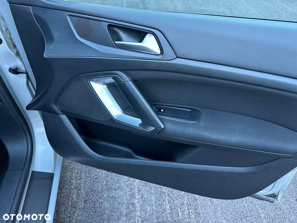 Peugeot 308 BlueHDi 120 Stop & Start Allure - 20