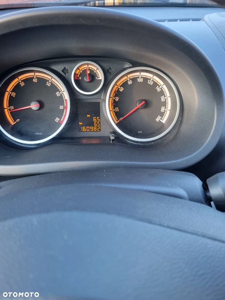 Opel Corsa 1.2 16V Energy - 10