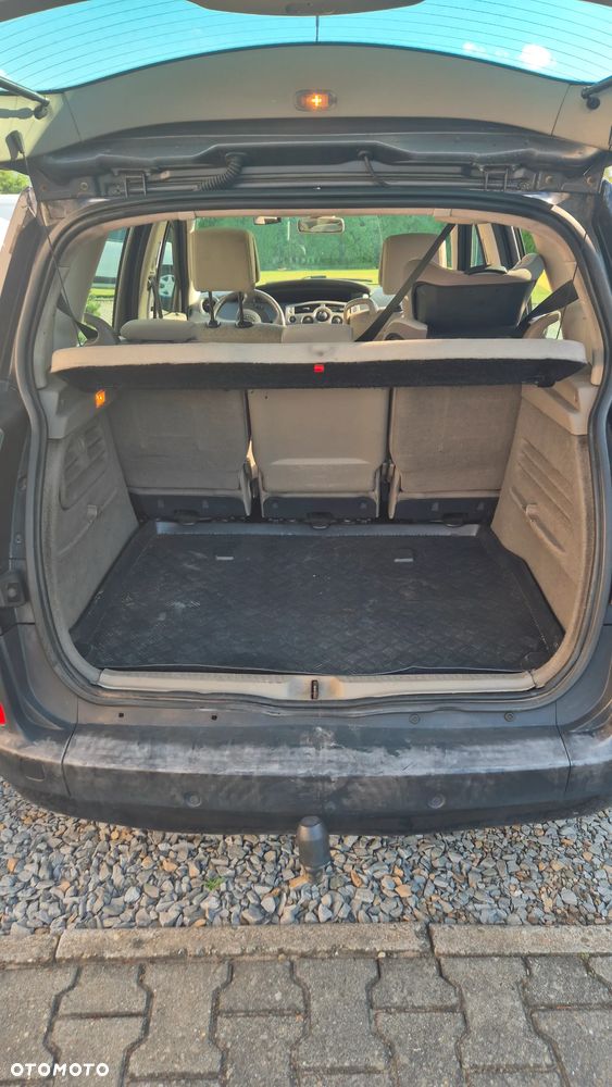 Renault Scenic 1.5 dCi Exception - 6
