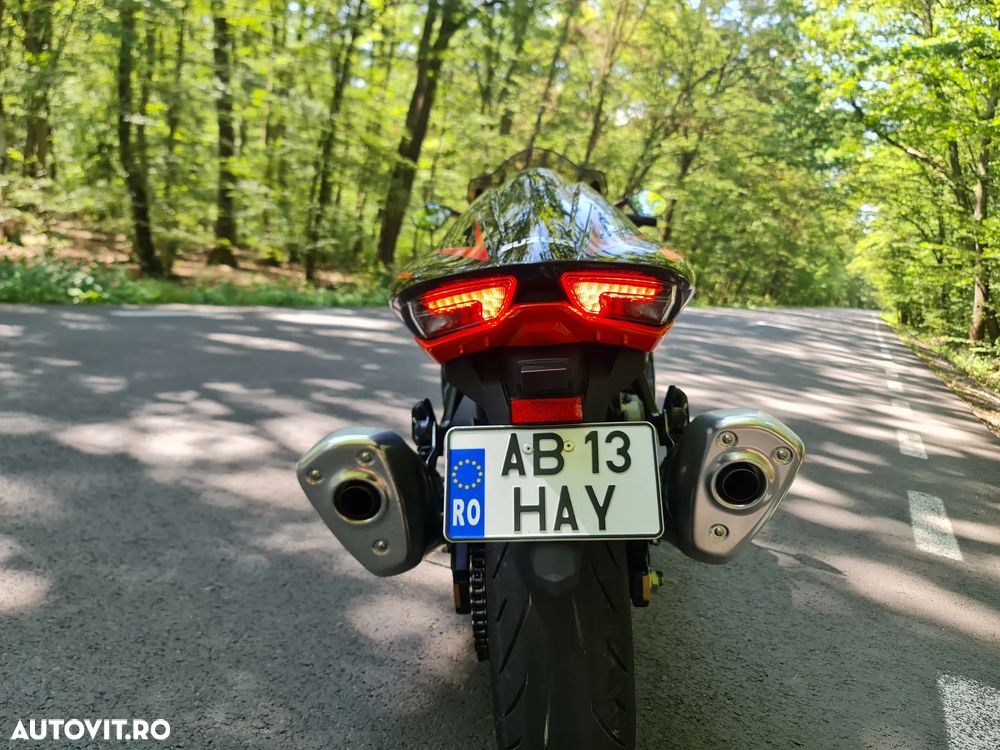 Suzuki GSX 1300R Hayabusa Limited Edition - 6